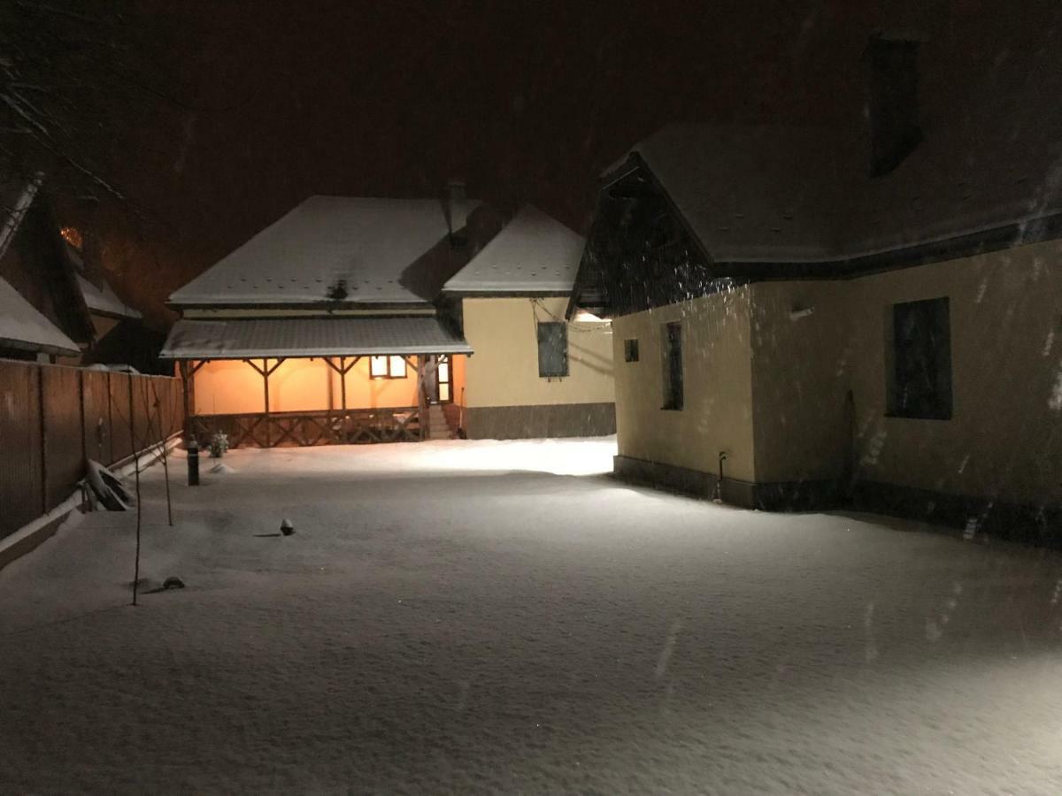 Casa Pricas Villa Moieciu de Jos Eksteriør billede